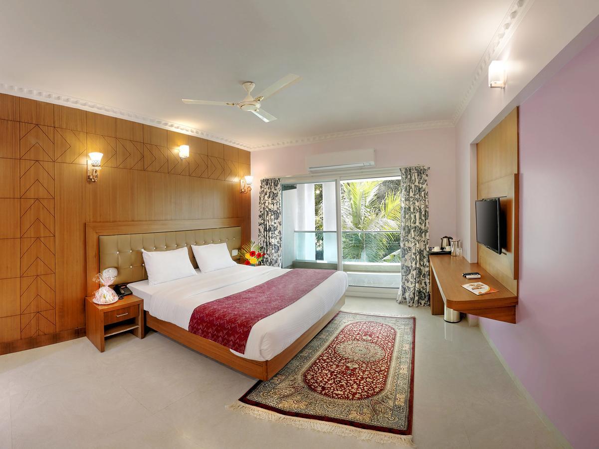Jyothis Residency Hotel Kolluru Esterno foto
