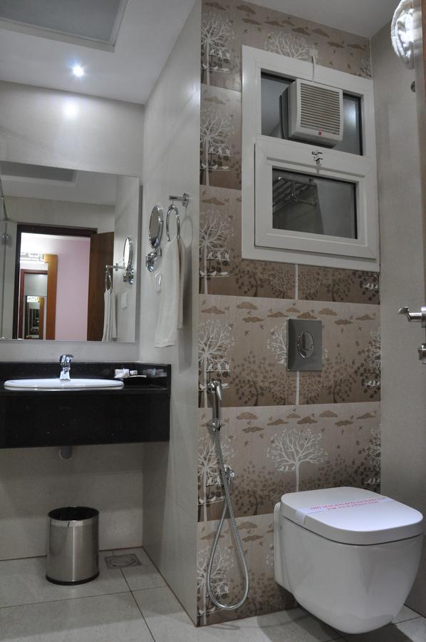 Jyothis Residency Hotel Kolluru Esterno foto